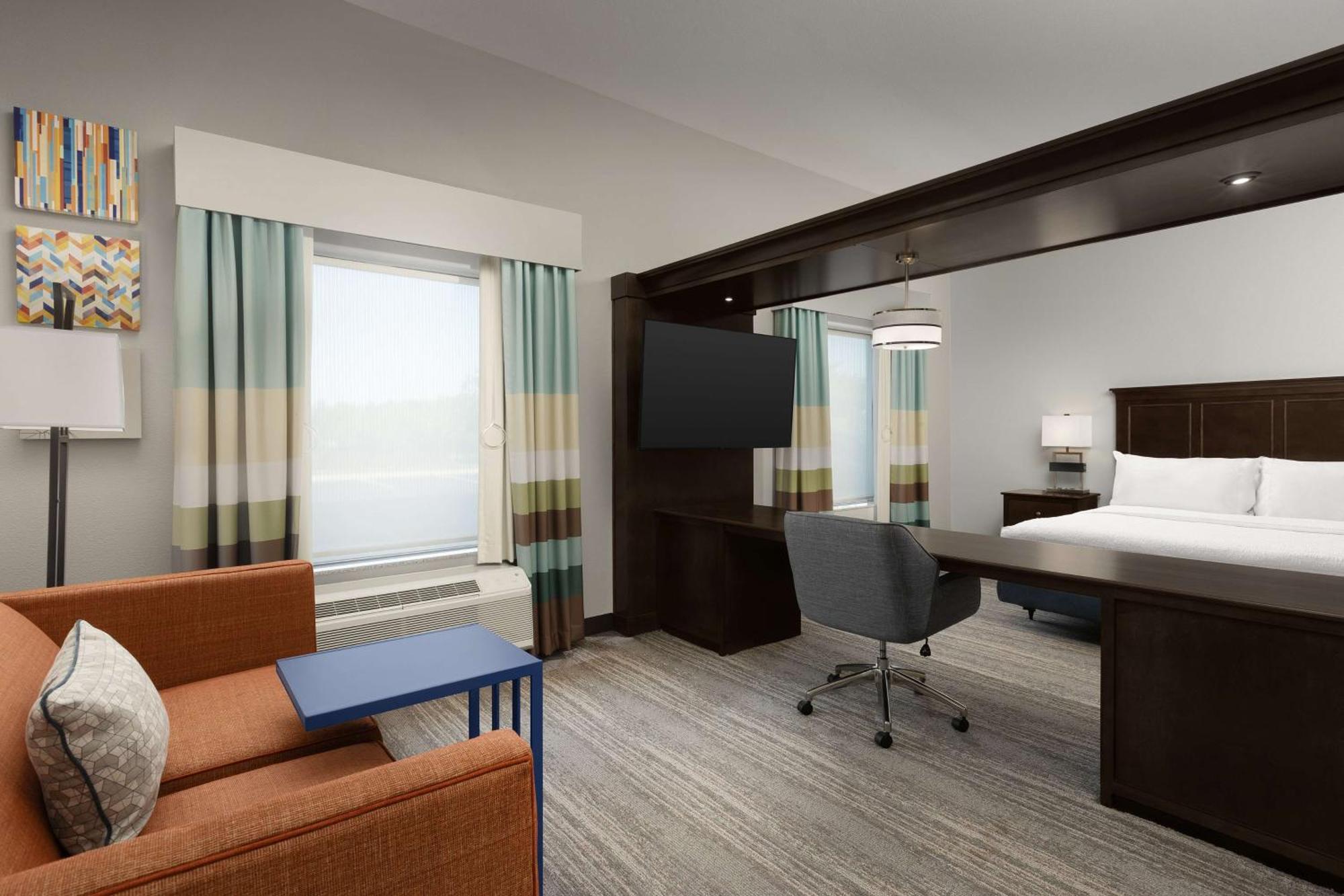 Hampton Inn & Suites Huntsville Research Park Area Экстерьер фото