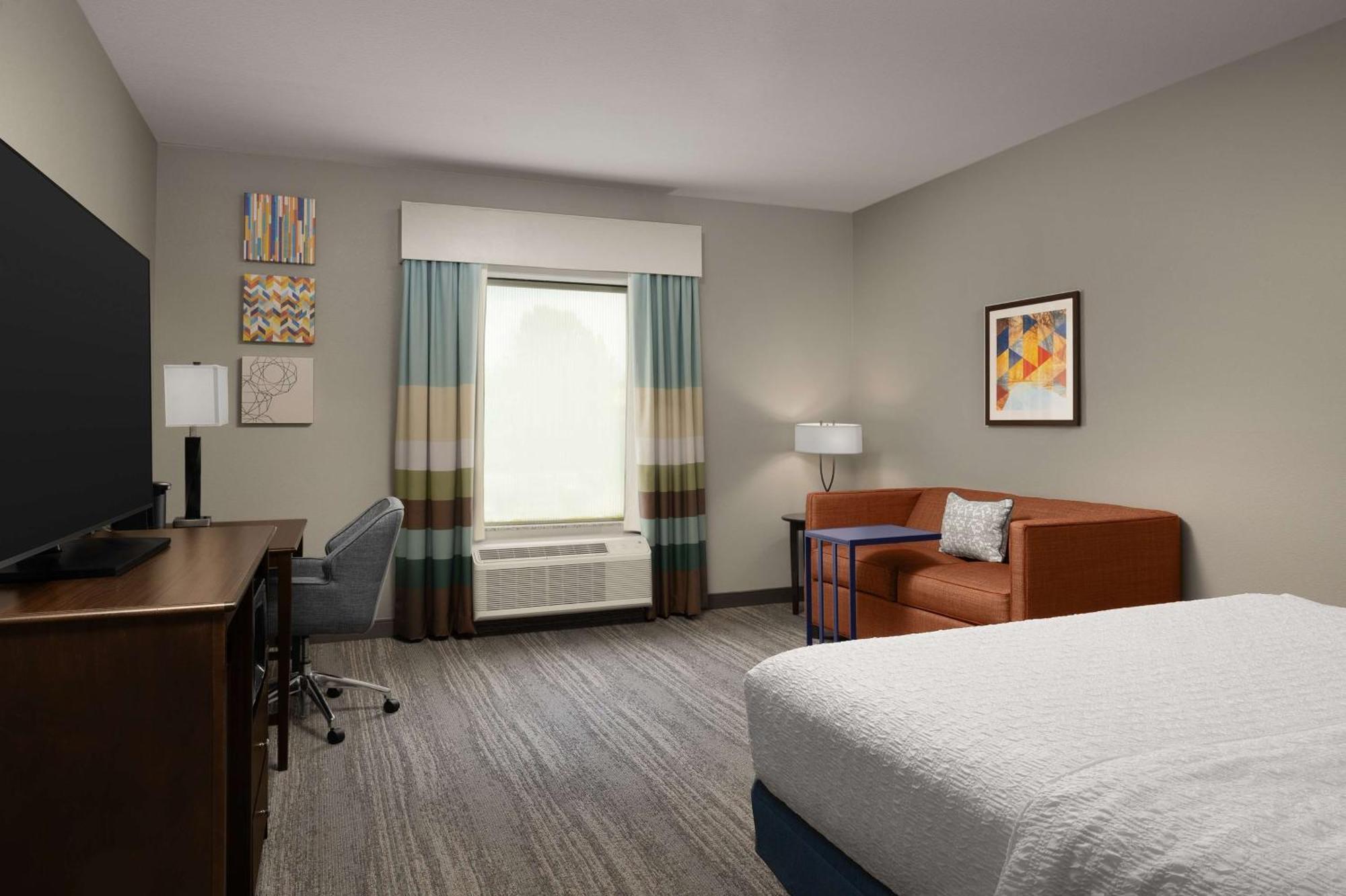 Hampton Inn & Suites Huntsville Research Park Area Экстерьер фото