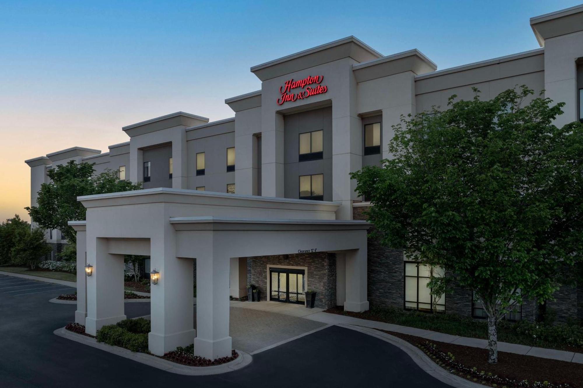 Hampton Inn & Suites Huntsville Research Park Area Экстерьер фото